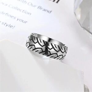 Men 8mm Titanium Motorcycle Tire Tread Pattern size 12